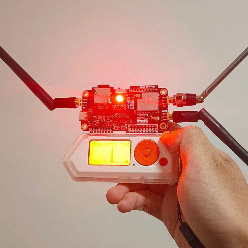 Flipper Zero Modification Module – NRF24 + ESP32 2.4G High-Gain Development Board with CC1101 Support for NRF Sniffer & MouseJacker