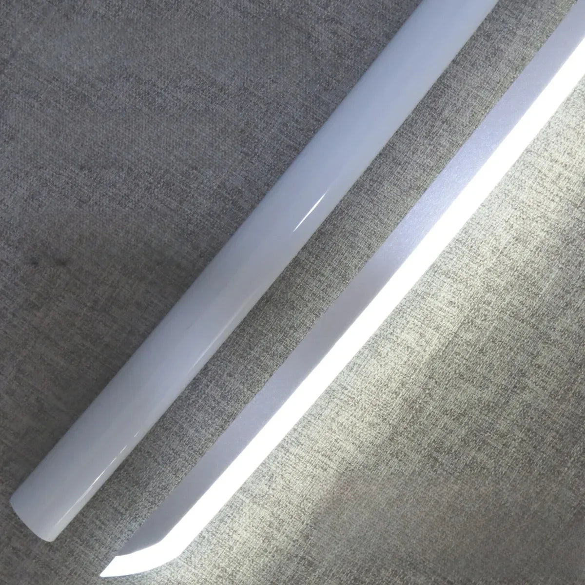 40-Inch LED Luminous Katana - Kuchiki Rukia Anime Cosplay Prop Sword with Light-Up Blade