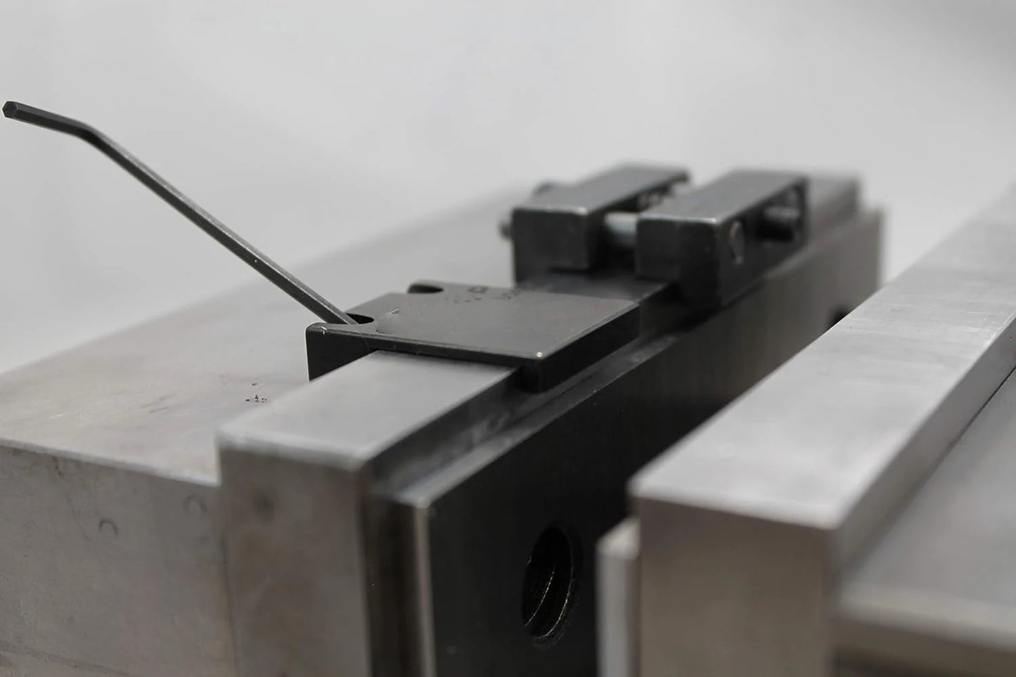 Ultra Low Profile Vise Jaw Stop - 6 Inch Standard Vice Accessory for Precision Workholding