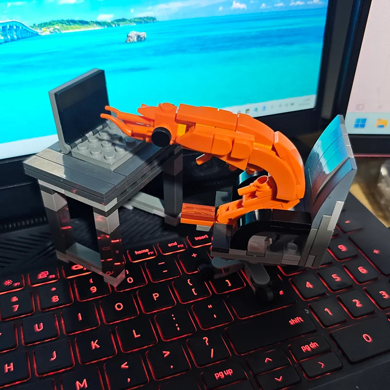 MOC Building Block Shrimp Model – Puzzle Assembly Figurine for Boys and Girls, Creative Internet Celebrity Parody Toy