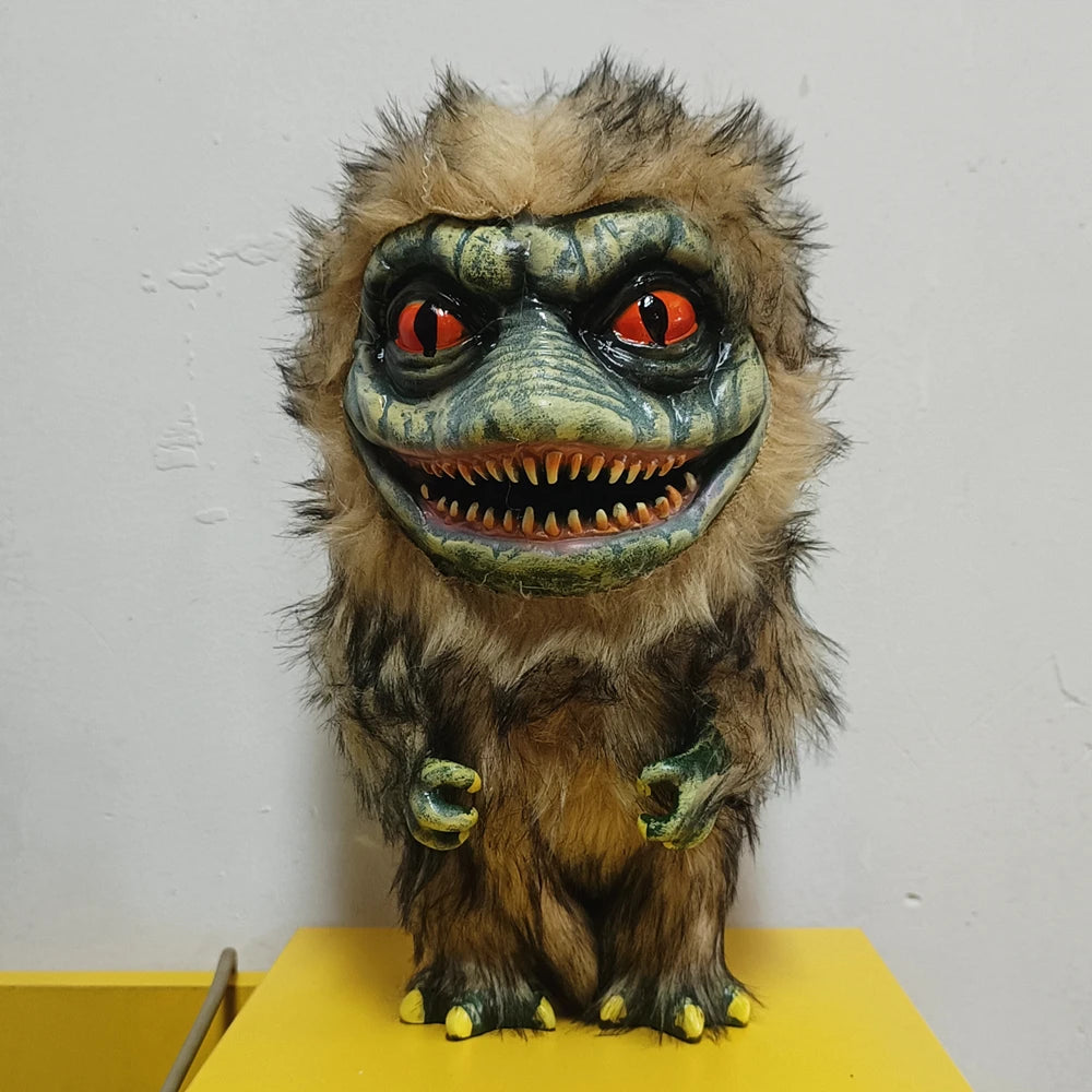 Creepy Alien Monster Plush Doll β Funny Ugly Critter Stuffed Toy, Horror Movie Prop for Halloween Party Decoration and Gifts