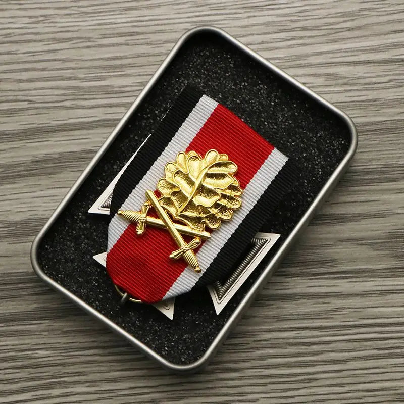 Iron Cross Second Class Oak Leaves Badge — Helmet Pendant Medal with Ribbon, Pin-Style Military Decoration Craft