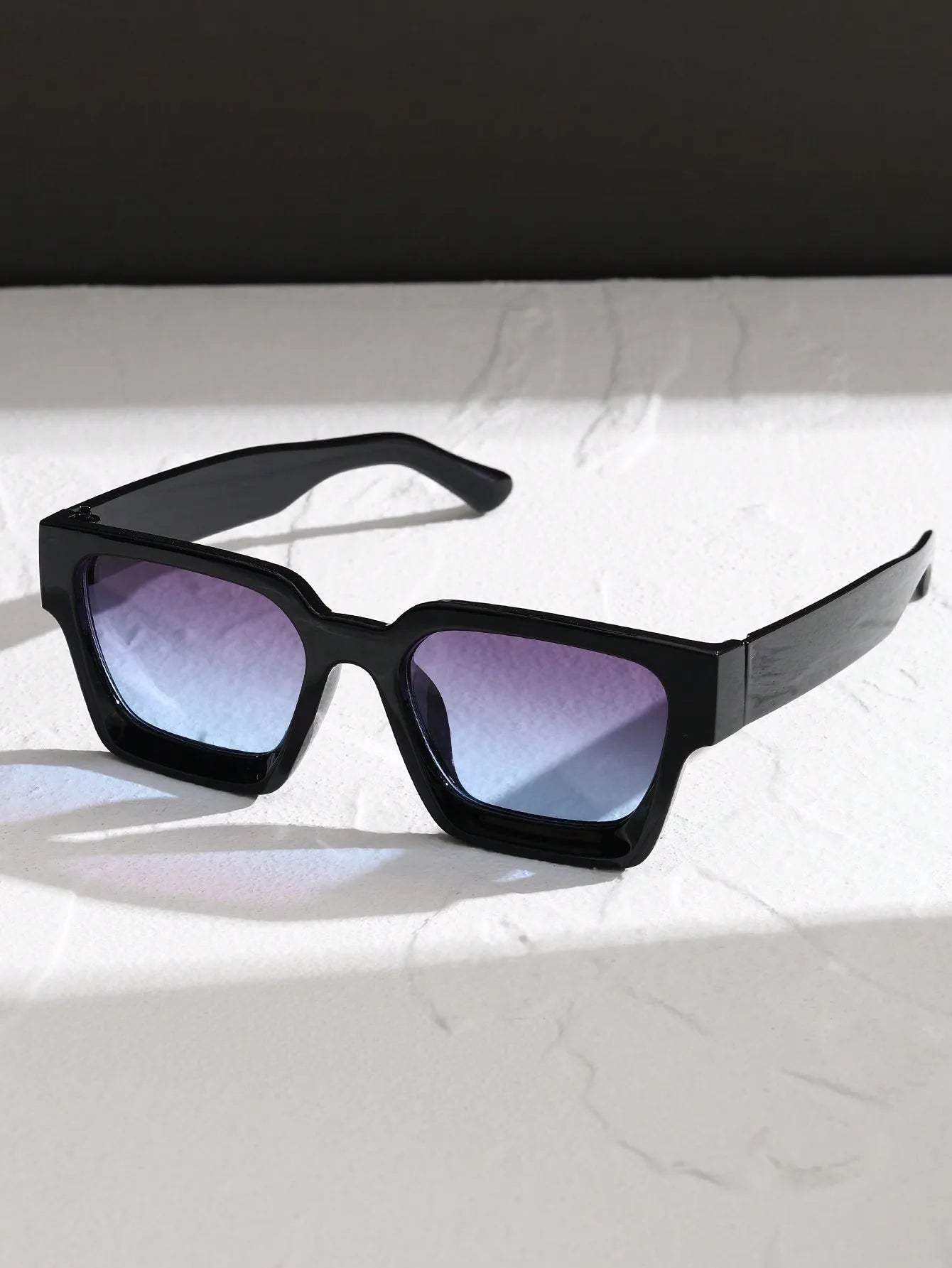1 or 2 PC Classic Square Plastic Frame Sunglasses – Unisex Daily Fashion Shades & Eyewear Accessories