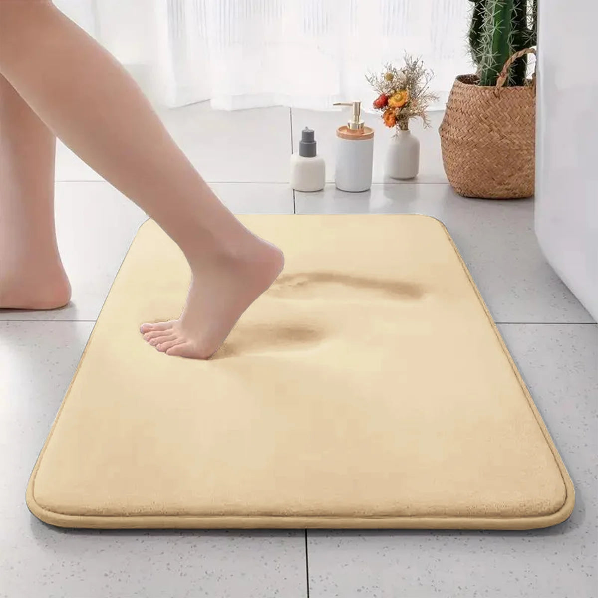 Thickened Flannel Bathroom Floor Mat β Absorbent, Non-Slip Solid Color Door Rug for Bathroom Entrance