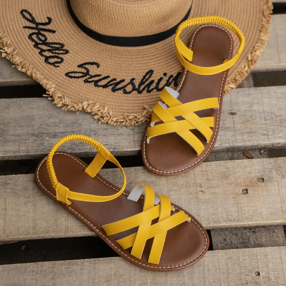 Women's Chic Spring Flat Sandals - Lightweight Elastic Band Comfort Shoes for All-Day Casual Style