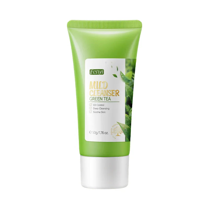 Vitamin C Facial Cleanser — Deep Cleansing, Moisturizing Face Wash Foam, Blackhead Removal Skincare