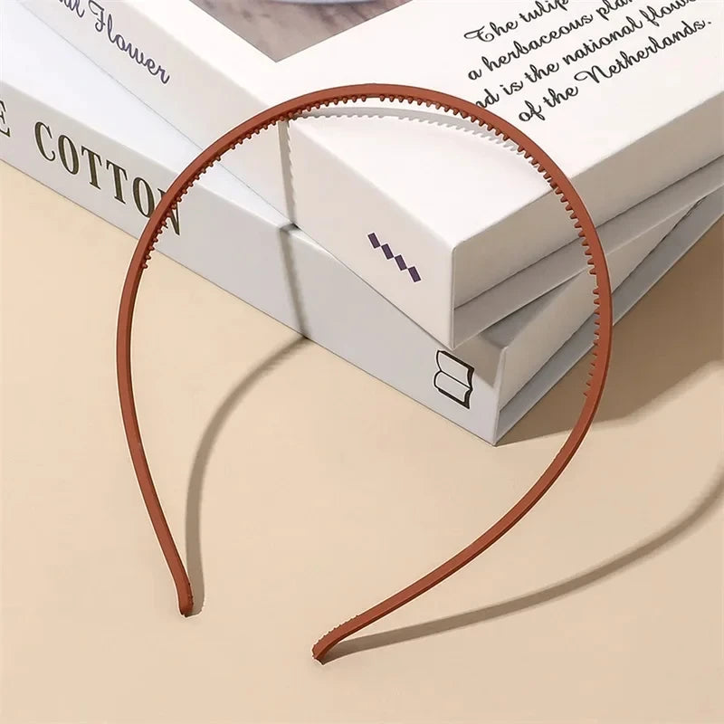 Elegant Non-Slip Toothed Hair Hoop – Thin Plastic Bezel Headband for Women & Girls