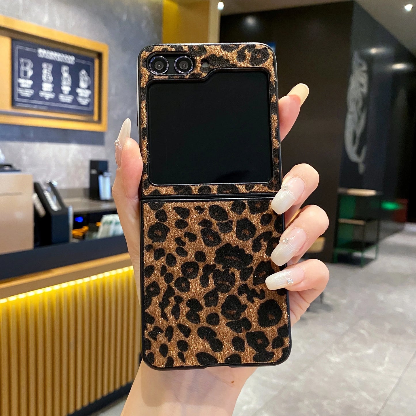 Leopard Plush Leather Textured Case for Samsung Galaxy Z Flip 8/7/6/5/4/3 FE - Fashion Soft Protective Phone Cover
