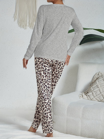 Leopard Print Long Sleeve Pajama Set with Heart Pattern – Women's Cozy Sleepwear