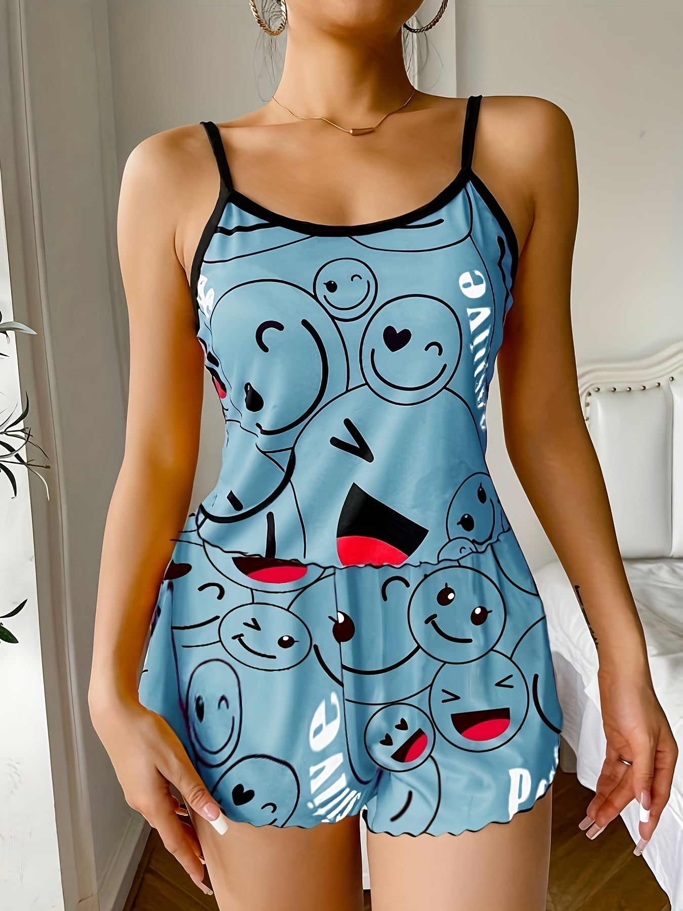 Smiling Face Print Pajama Set - Women's Cute Round Neck Backless Cami Top and Elastic Shorts Sleepwear