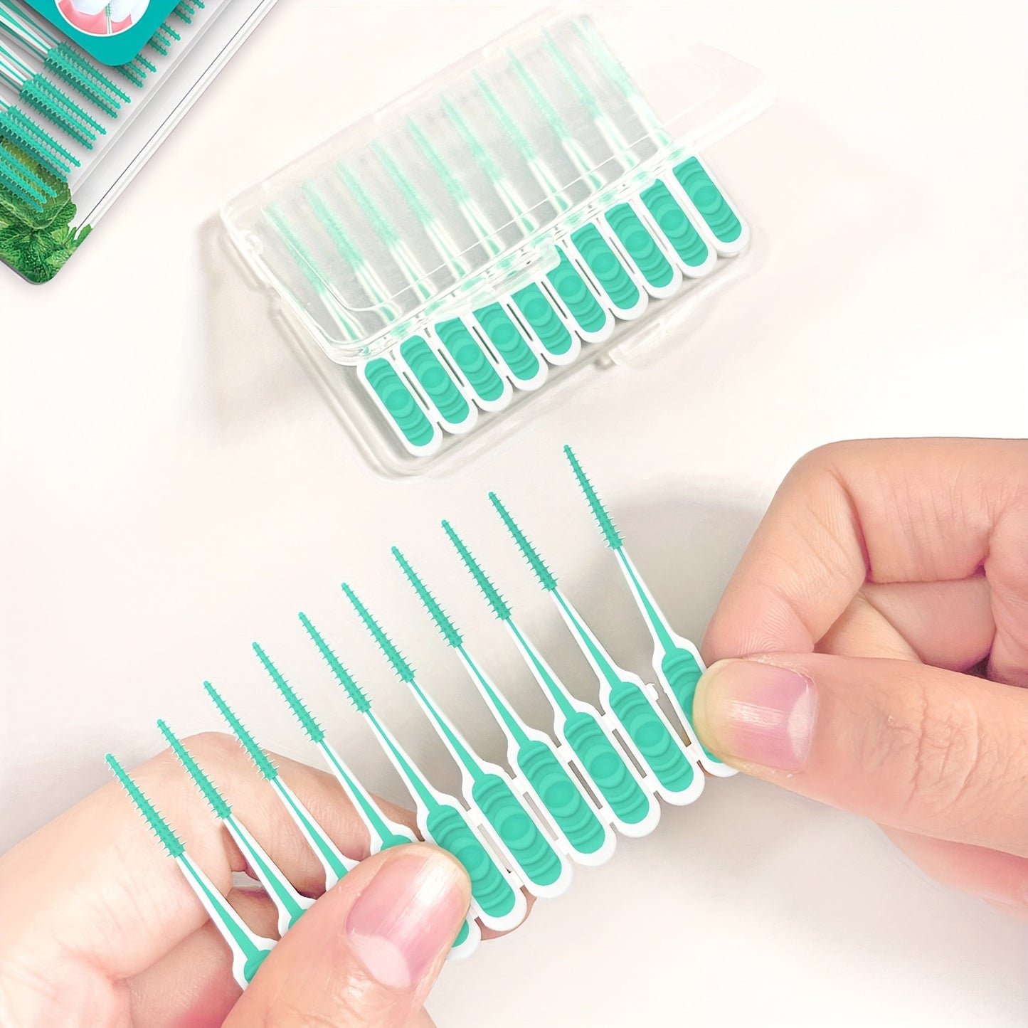 100pcs Soft Rubberized Dental Picks - Mint Floss Interdental Brush Cleaners for Oral Health and Stain Removal, Travel-Friendly