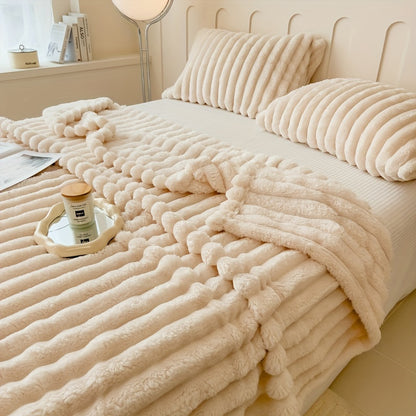 Luxurious Faux Rabbit Fur Throw Blanket - Soft and Warm for Couch, Bed, Office, and Travel, All-Season Cozy Gift, Perfect for Christmas