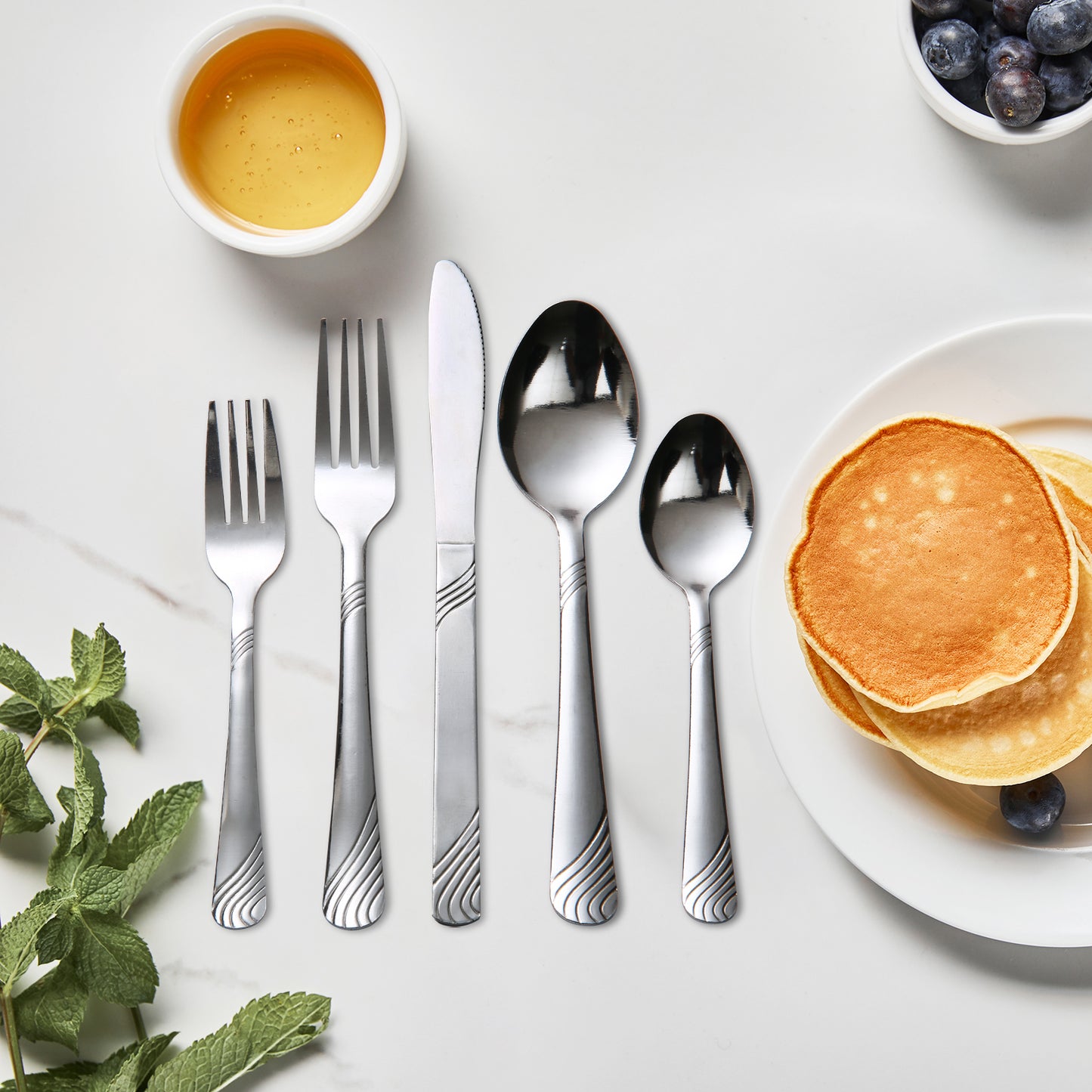 48-Piece Stainless Steel Tableware Set – Durable, Modern Cutlery for Restaurants, Hotels, Family Gatherings, and Outdoor Events – Premium Quality, Rust-Resistant, Easy to Clean