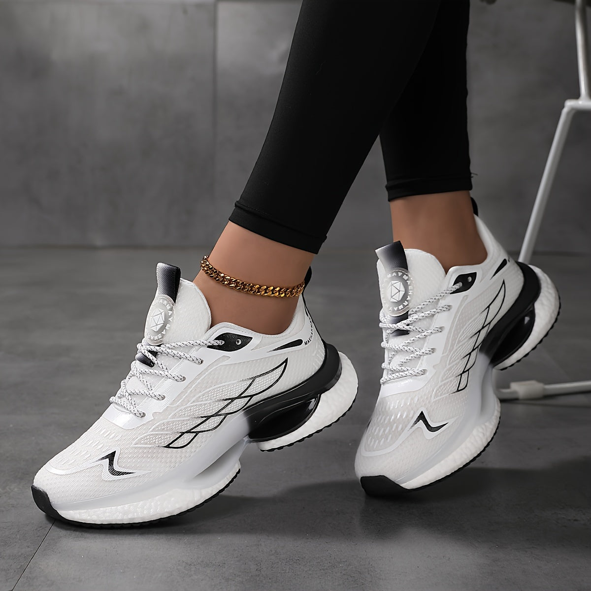 Women's Breathable Mesh Platform Sneakers - Casual Lace-Up Outdoor Shoes, Comfortable Low Top Running Shoes, Plus Size