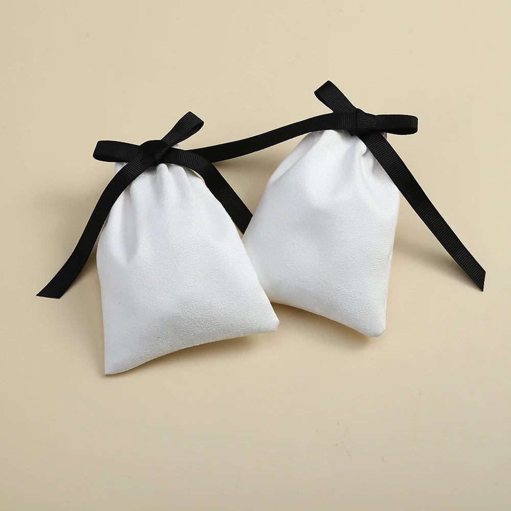 10pcs White Flannel Velvet Drawstring Gift Bags – Jewelry Pouches for Wedding, Travel, DIY Bracelets & Ring Packaging