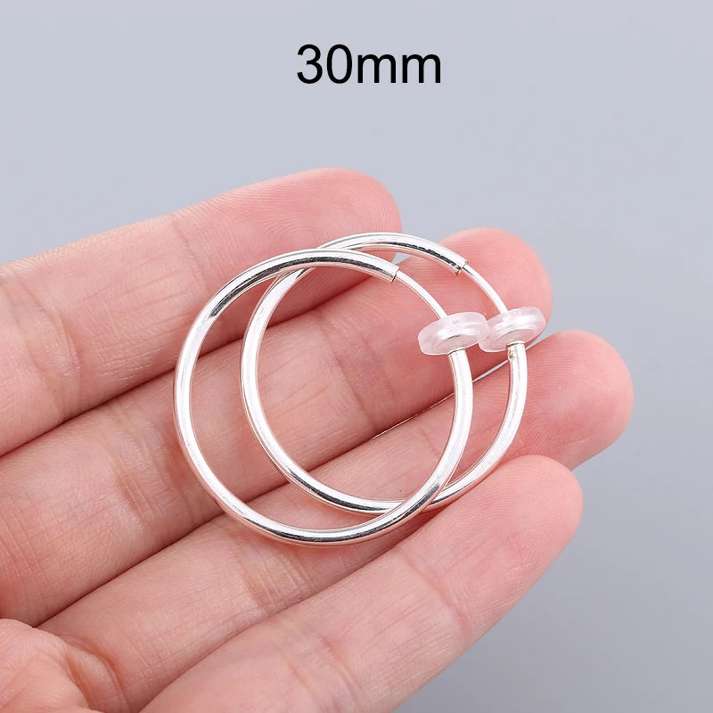 Unisex Ear Cuff Clip-On Hoop Earrings – No Piercing Required, Non-Hole Fake Earrings for Men & Women 2025 Trend