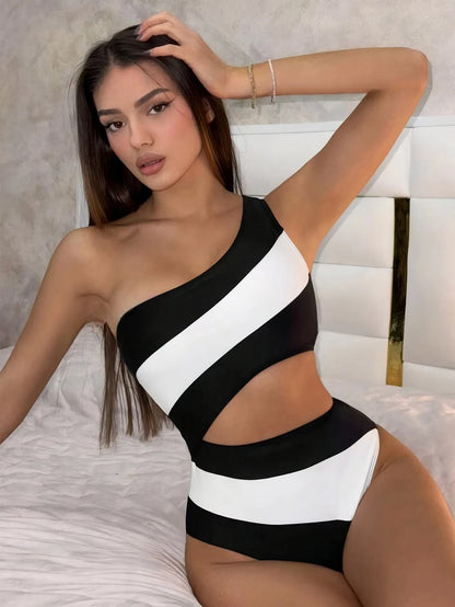Sexy One Shoulder One Piece Swimsuit - Women's Bodysuit Beachwear Pool Bathing Suit Jumpsuit Outfit