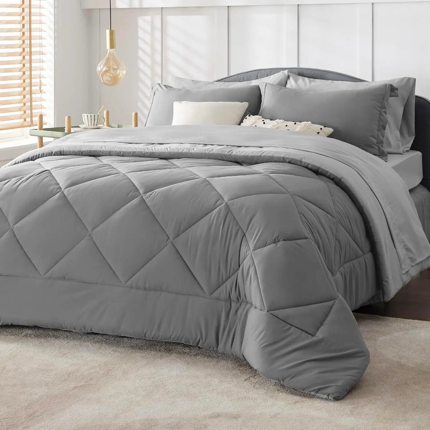 Bedsure Reversible Comforter Set – Queen Bed-in-a-Bag with Sheets & Pillowcases, Twin to King Size