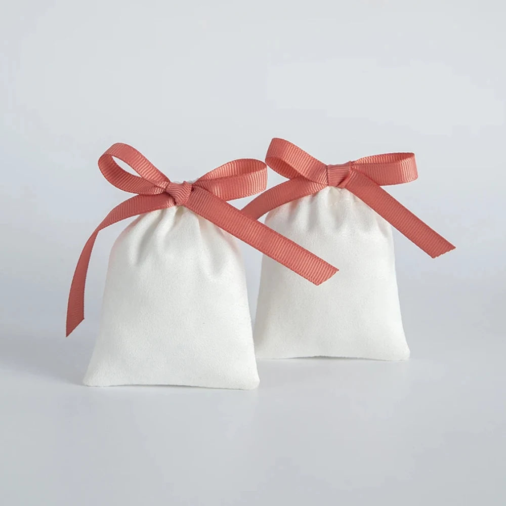 10pcs White Flannel Velvet Drawstring Gift Bags – Jewelry Pouches for Wedding, Travel, DIY Bracelets & Ring Packaging