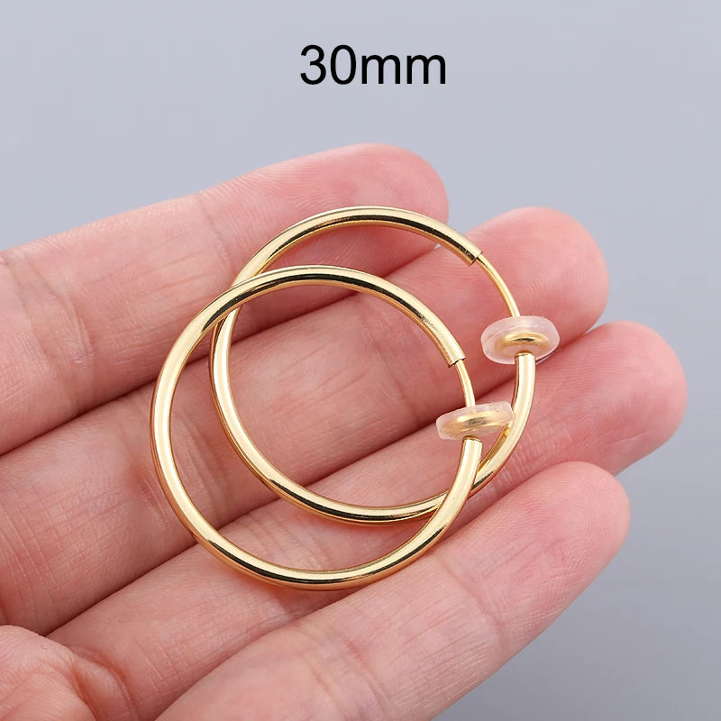 Unisex Ear Cuff Clip-On Hoop Earrings – No Piercing Required, Non-Hole Fake Earrings for Men & Women 2025 Trend