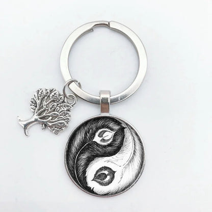 Tree of Life Keychain – Vintage Handmade Fashion Key Ring Jewelry Gift for Men & Women Party & Everyday Use Accessories