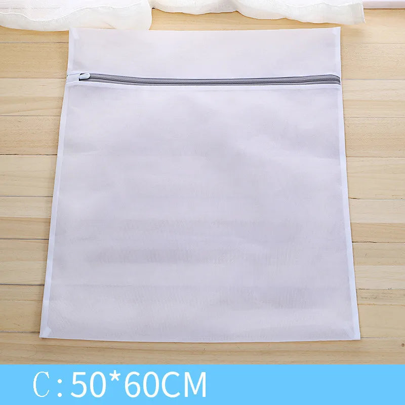 Black Nylon Mesh Laundry Bag – Zippered Washing Bag for Clothes, Bras & Delicates, Washing Machine Safe