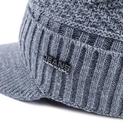 Unisex Warm Winter Beanie Hat - Stylish Fur Lined Soft Knit Cap with Brim, Thick Knitted Hats for Men and Women