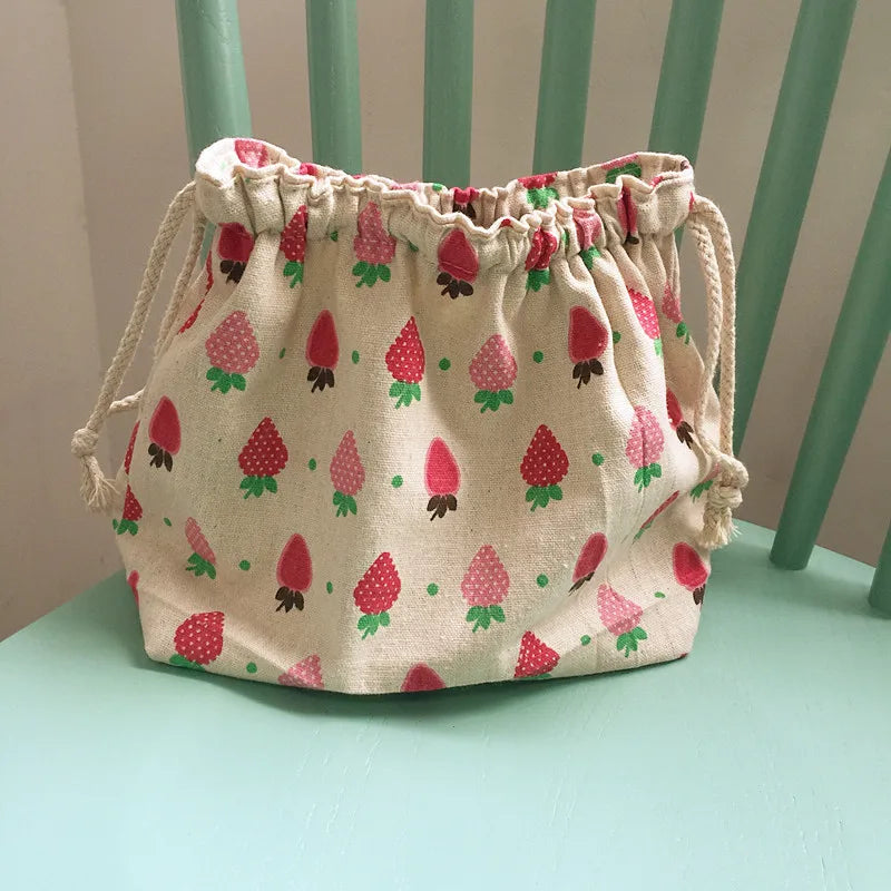 Lucky Cat Drawstring Lunch Bag — Portable Bento Box Pouch for Kids, Cooler & Picnic Food Storage