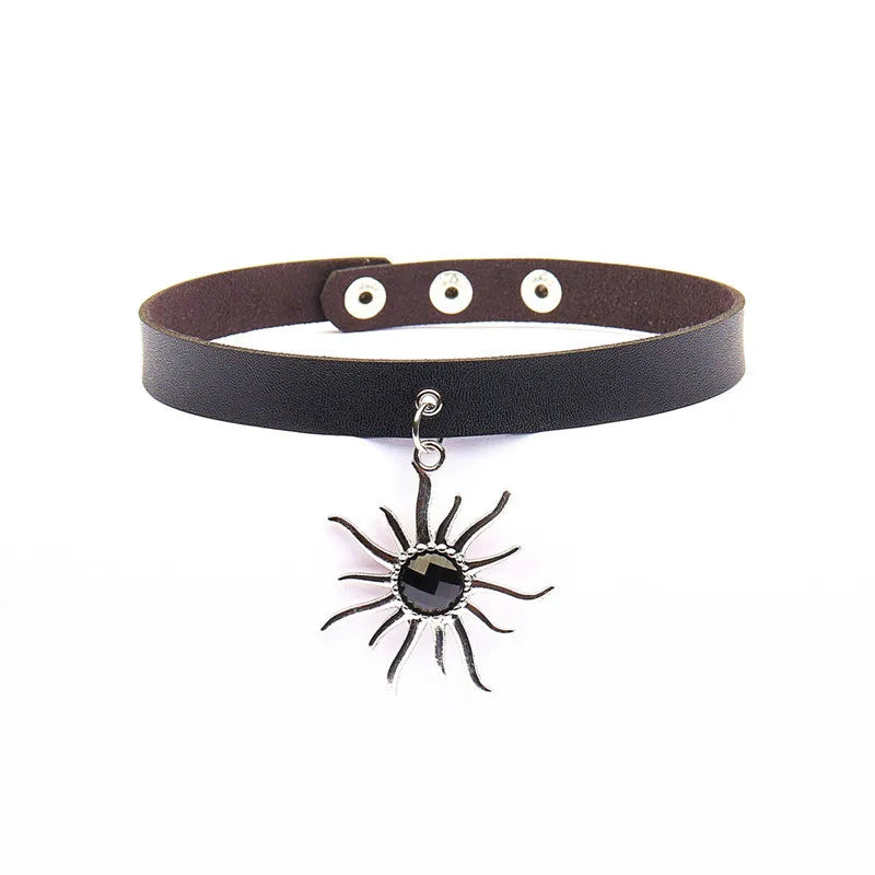 New Spike Choker Necklace – Punk Faux Leather Collar with Big Rivets, Studded Goth Style for Women & Men