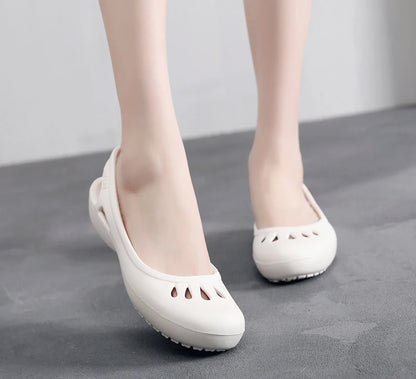 RYAMAG Women’s Clogs Jelly Sandals – Non-Slip Summer Hole Shoes, Waterproof EVA Flat Slippers for Home & Garden