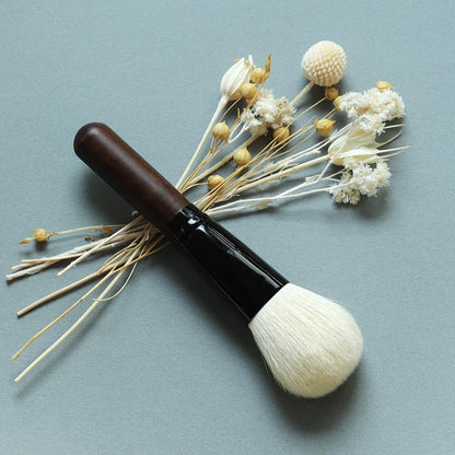 OVW Goat Hair Powder Makeup Brush – Portable Travel Blending Cosmetic Tool