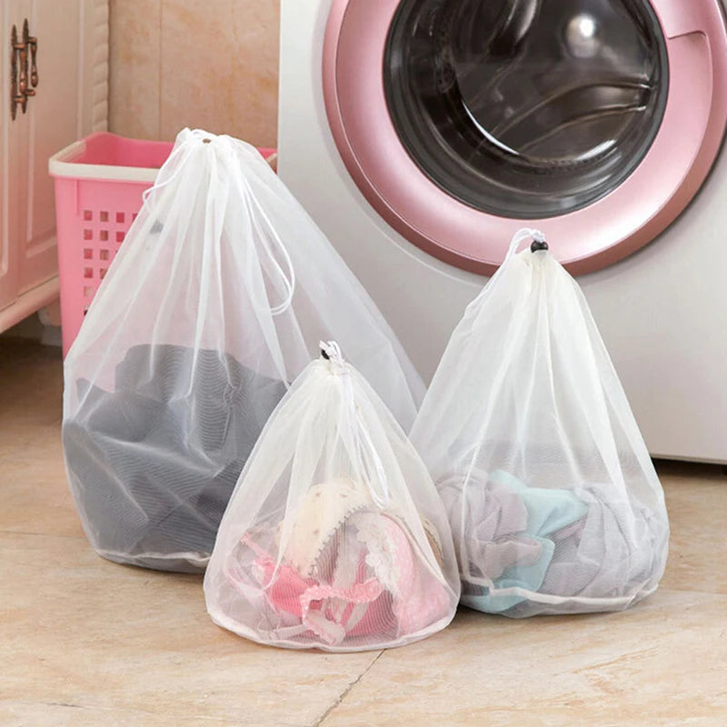 Black Nylon Mesh Laundry Bag – Zippered Washing Bag for Clothes, Bras & Delicates, Washing Machine Safe
