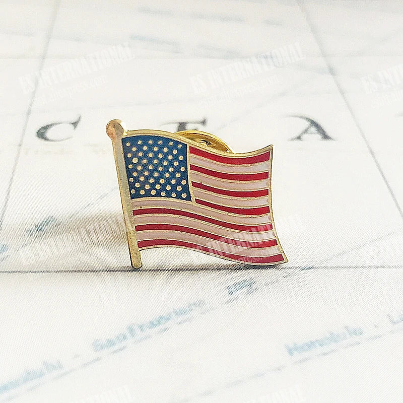 America USA Flag Lapel Pin – Crystal Epoxy Metal Enamel Badge, Paint Brooch Souvenir for Suit or Commemorative Gift