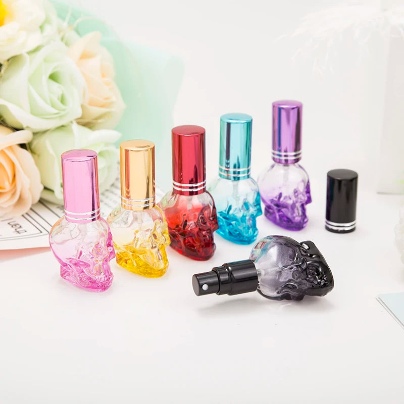 8ml Skull-Shaped Glass Perfume Bottle – Refillable Mini Travel Spray for Personal Fragrance
