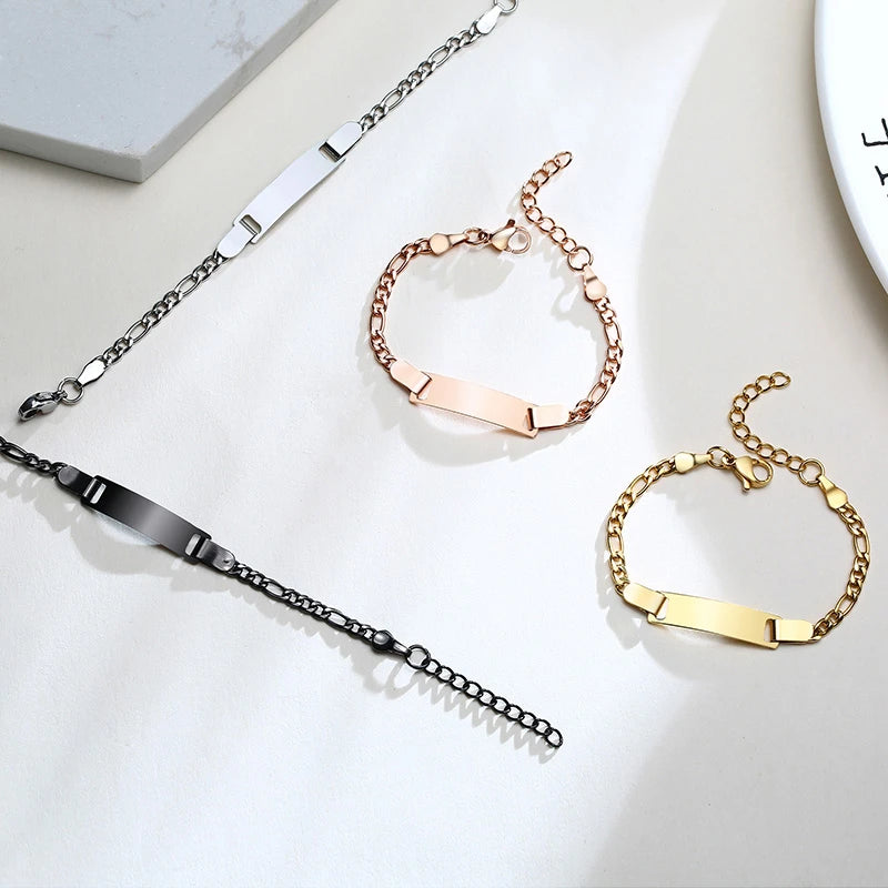 Custom Engraved Mom Bracelet – Personalized Figaro Link Bangle with Names & Birthday Date