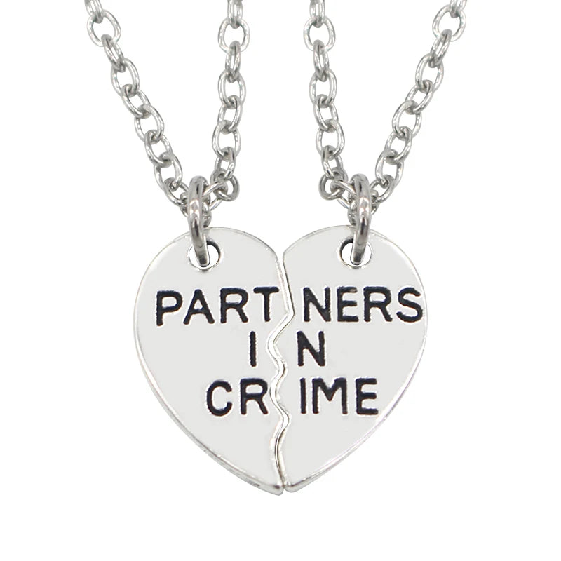 BFF Heart Split Friendship Necklace Set – Matching Broken Heart Pendant Jewelry Gift for Best Friends, Men & Women