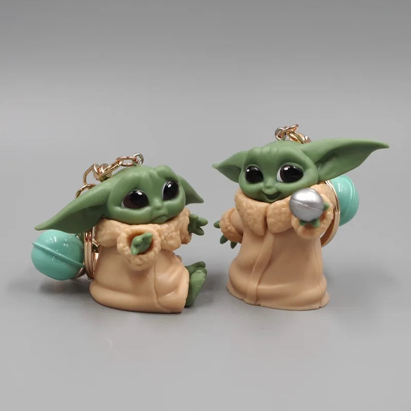 Cute Baby Yoda Keychain — Mandalorian Action Figure Toy for Kids, Star Wars Yoda Gift