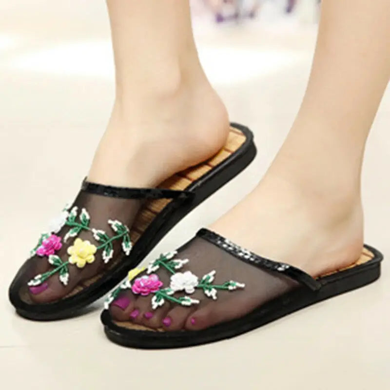 Women’s Sequin Mesh Indoor Slippers – Summer Hollow Flat Beach Flip Flops with Creative Flower Design