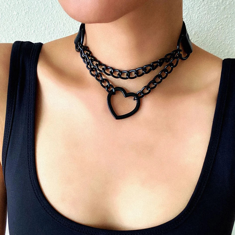 Vintage Heart Necklace Choker – Goth Collar with Chain, Grunge Punk, Cute Kawaii Egirl Harajuku Accessories for Girls