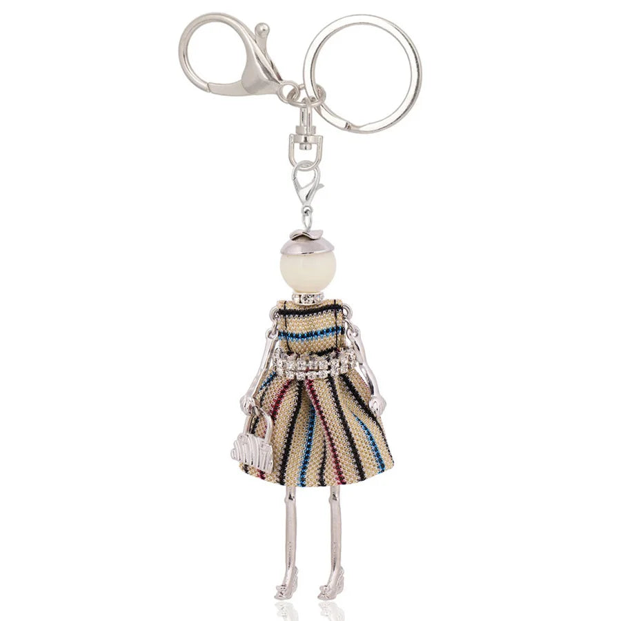 Trendy Women’s Metal Charm Keychain 2026 – Cute Statement Bag Pendant Jewelry Gift for Ladies