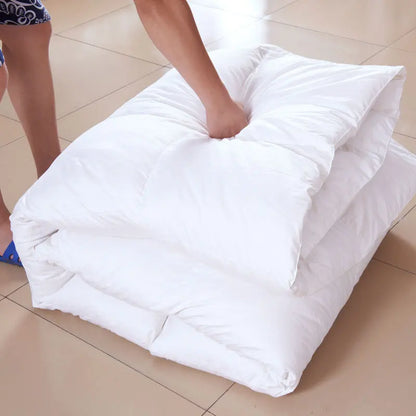 100% Goose Down Duvet – Quilted Cotton Comforter, Warm Winter Blanket with Solid Color Design