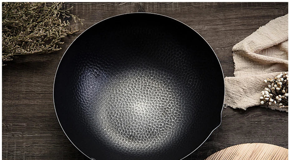 Konco 32cm Cast Iron Wok – Non-Coated Chinese Cookware Pan for Gas & Induction Kitchen Use