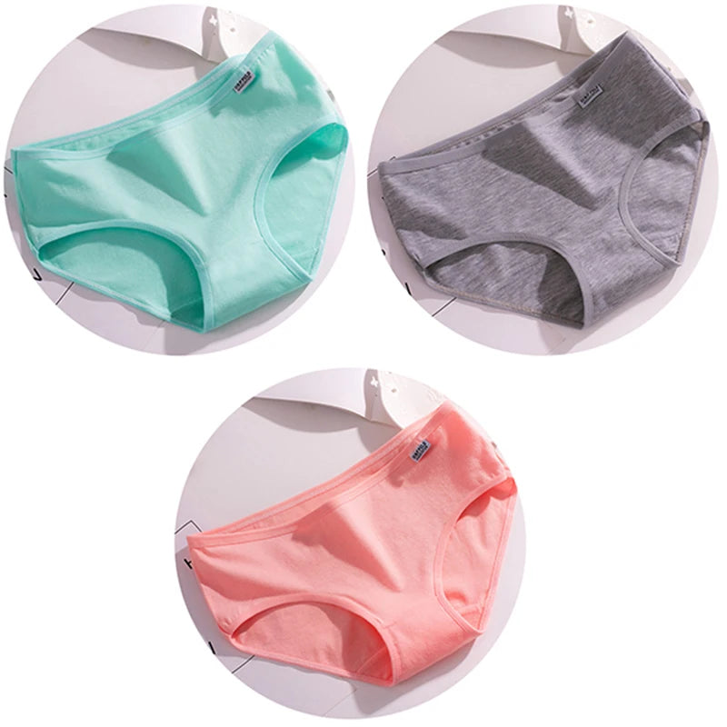 Women’s Cotton Underwear - Candy Color Mid-Waist Breathable Plus Size Briefs