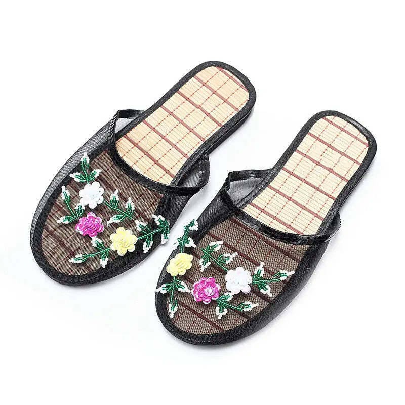 Women’s Sequin Mesh Indoor Slippers – Summer Hollow Flat Beach Flip Flops with Creative Flower Design