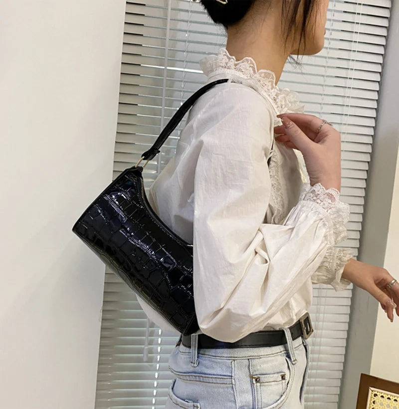 Fashion PU Leather Handbag for Women – Alligator Pattern Small Underarm Messenger Bag & Purse