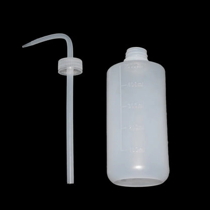 Plastic Squeeze Bottle 150/250/500ml – Multi-Purpose Watering, Oil & Sauce Dispenser for Plants, Cleaning & Kitchen Use