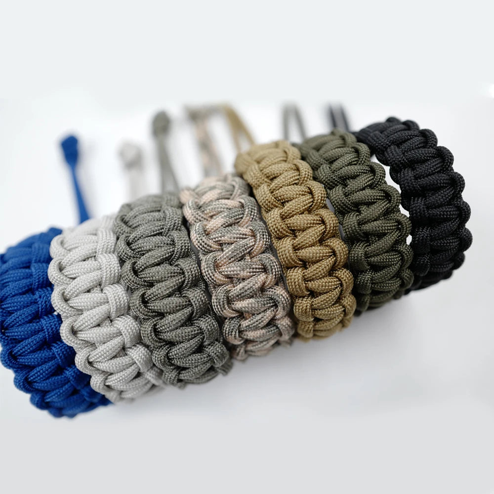 Adjustable Survival 550 Paracord Bracelet - Emergency Parachute Cord, Ideal for Camping, Hiking & Outdoor Adventures