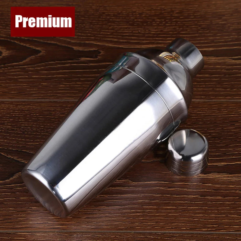 UPORS Stainless Steel Cocktail Shaker Mixer - Essential Bar Tools for Bartenders and Party Enthusiasts (550ML/750ML)