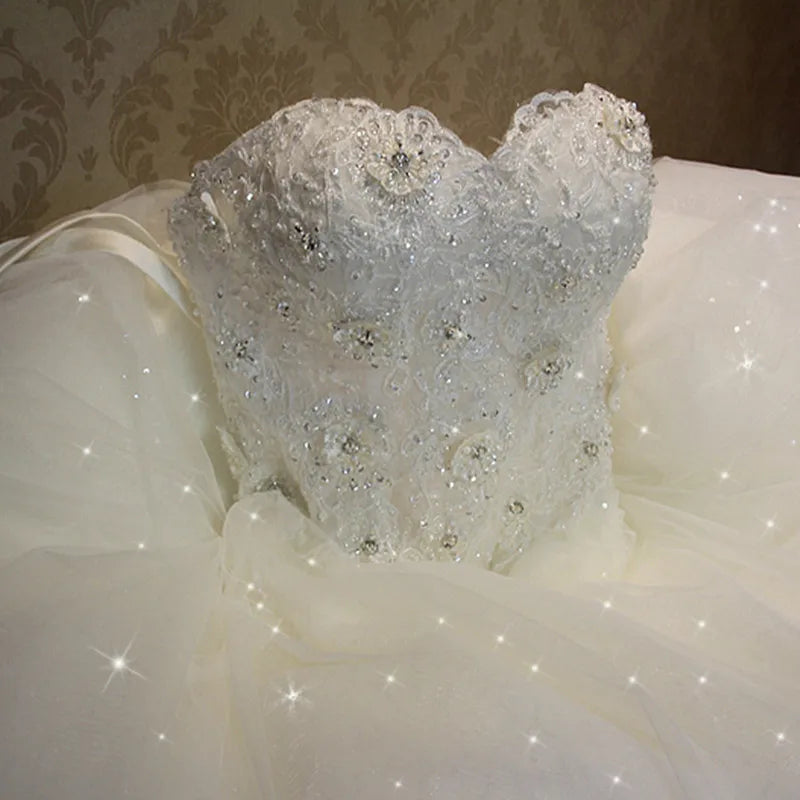 Luxury Lace Wedding Dress - Custom Vintage Plus Size Ball Gown Bridal Vestido De Noiva 2025