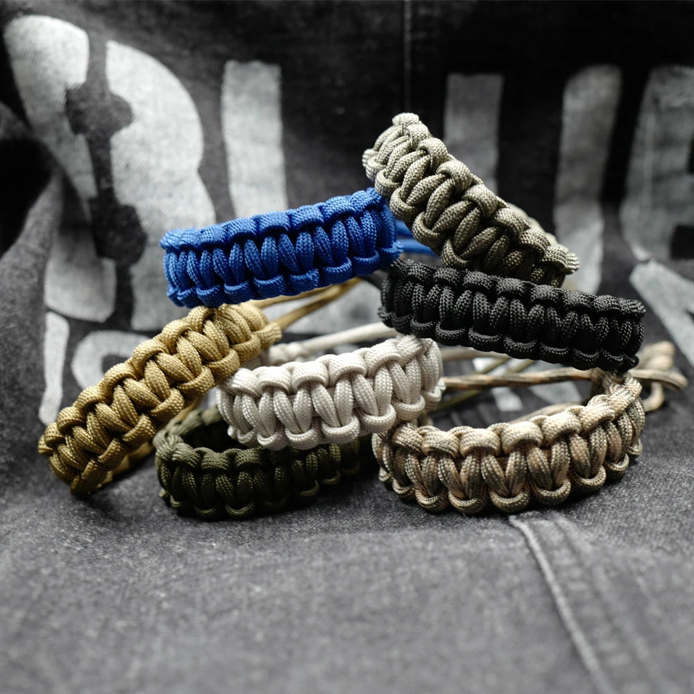 Adjustable Survival 550 Paracord Bracelet - Emergency Parachute Cord, Ideal for Camping, Hiking & Outdoor Adventures